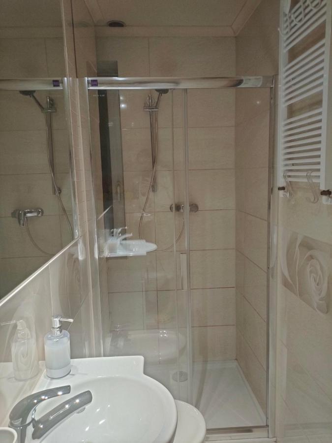 Marlove Apartment Wrocław Eksteriør bilde